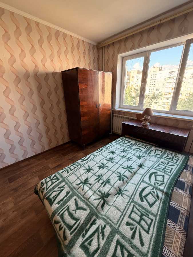 Оренда 1-кімнатної квартири 36 м², Прирічна вул., 27В