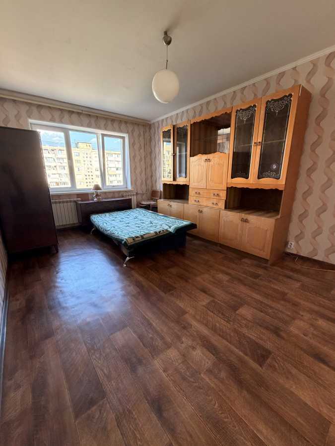 Оренда 1-кімнатної квартири 36 м², Прирічна вул., 27В