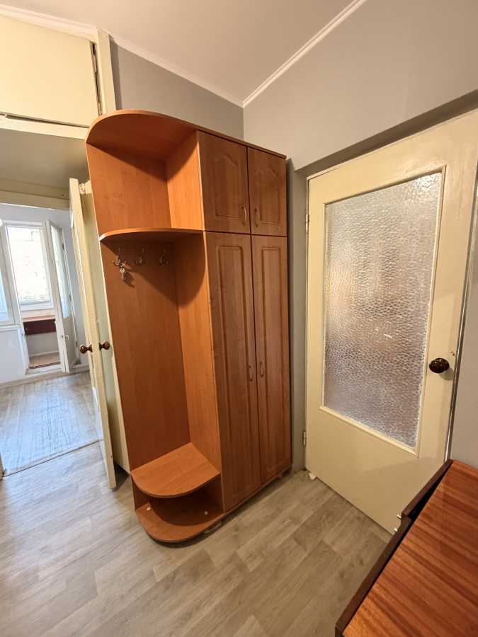Оренда 1-кімнатної квартири 36 м², Прирічна вул., 27В