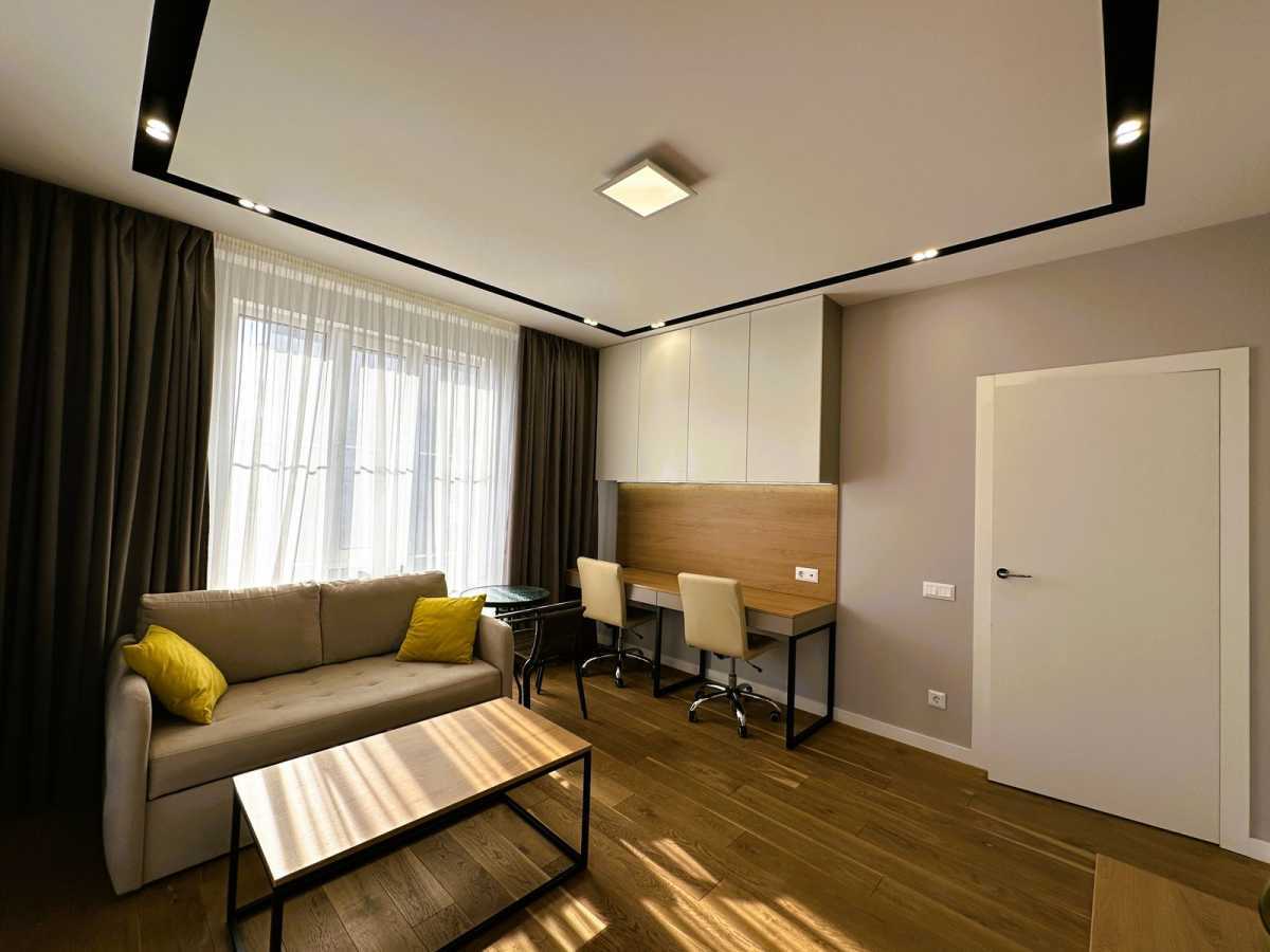 Аренда 3-комнатной квартиры 81 м², Михаила Максимовича ул., 24Б