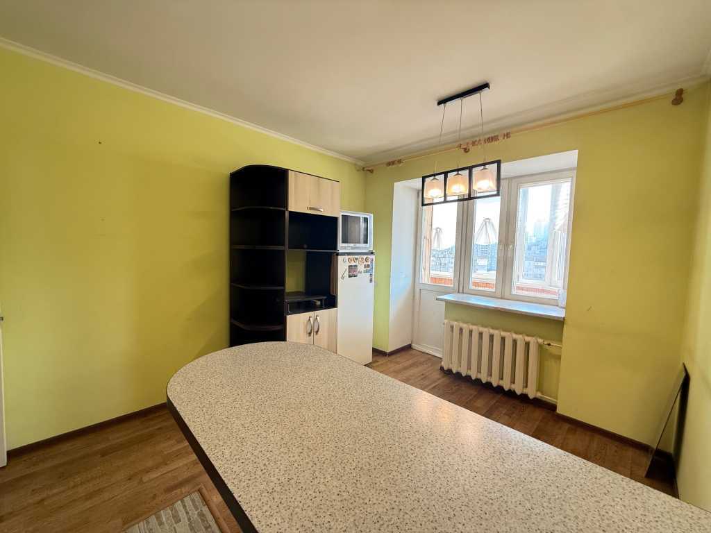 Продажа 1-комнатной квартиры 57 м², Срибнокильская ул., 24