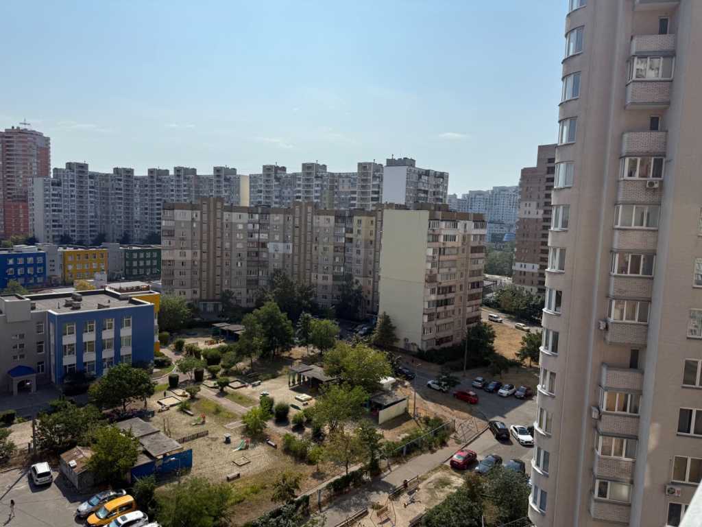 Продажа 1-комнатной квартиры 57 м², Срибнокильская ул., 24