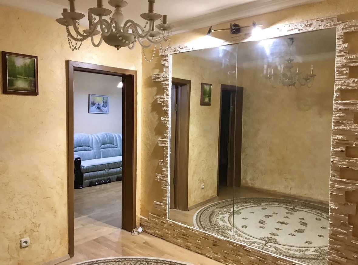 Оренда 3-кімнатної квартири 71 м², Героїв Дніпра вул., 38