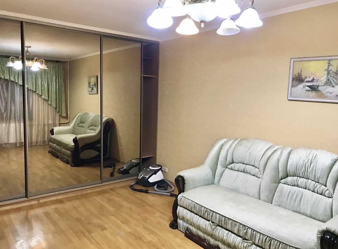Оренда 3-кімнатної квартири 71 м², Героїв Дніпра вул., 38