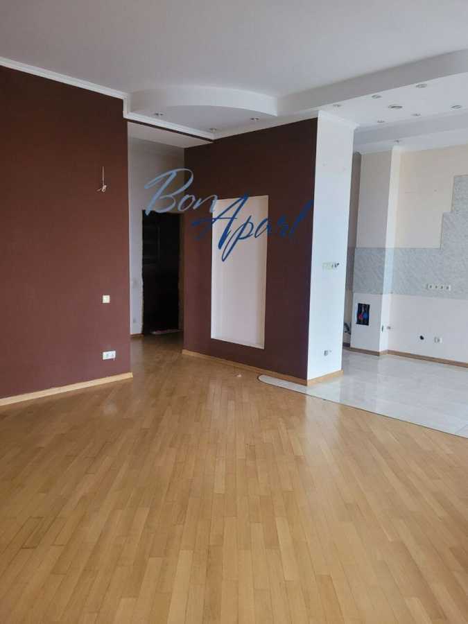 Продаж 3-кімнатної квартири 116 м², Героїв Сталінграда просп., 6Б