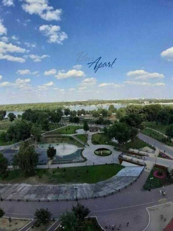 Продаж 3-кімнатної квартири 116 м², Героїв Сталінграда просп., 6Б