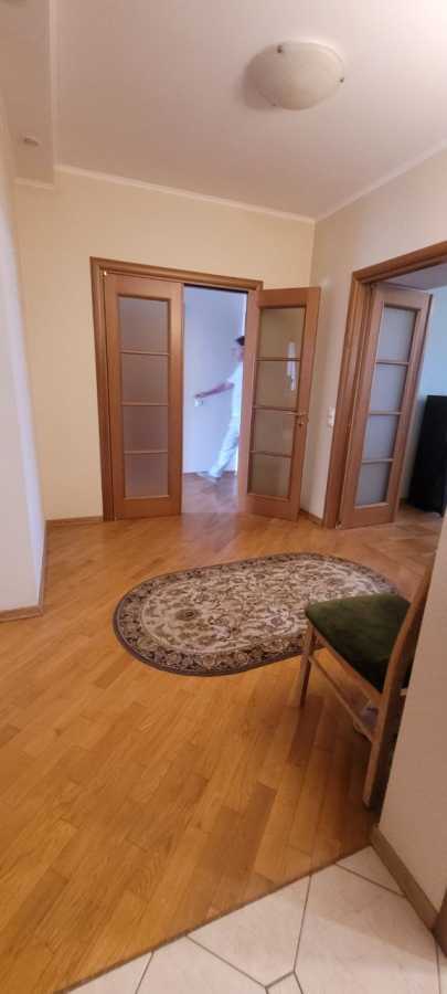 Продажа 3-комнатной квартиры 110.5 м², Соломенская ул., 30