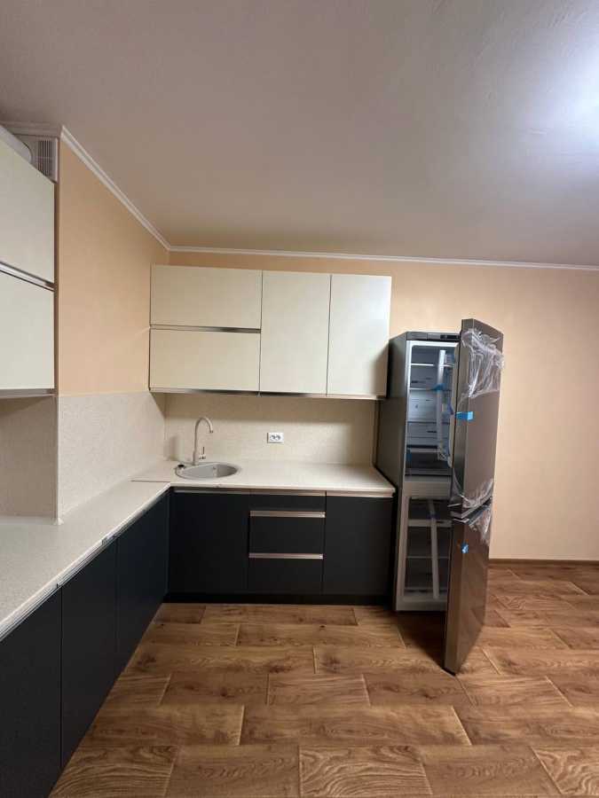 Продажа 2-комнатной квартиры 72.2 м², Коноплянская ул., 22-Б
