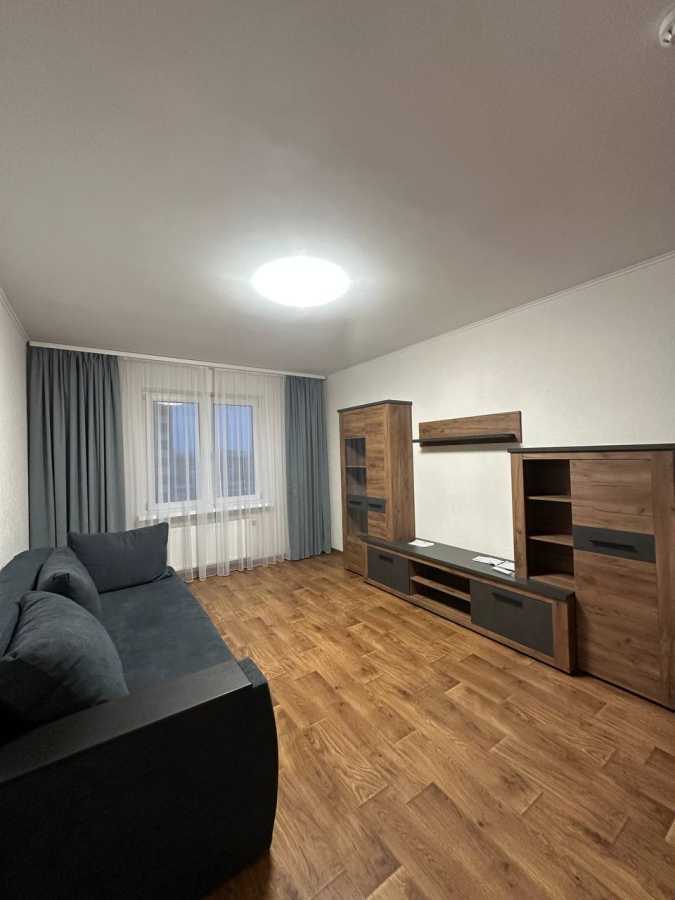 Продажа 2-комнатной квартиры 72.2 м², Коноплянская ул., 22-Б