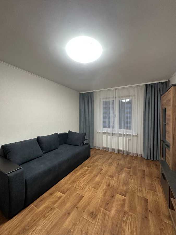 Продажа 2-комнатной квартиры 72.2 м², Коноплянская ул., 22-Б