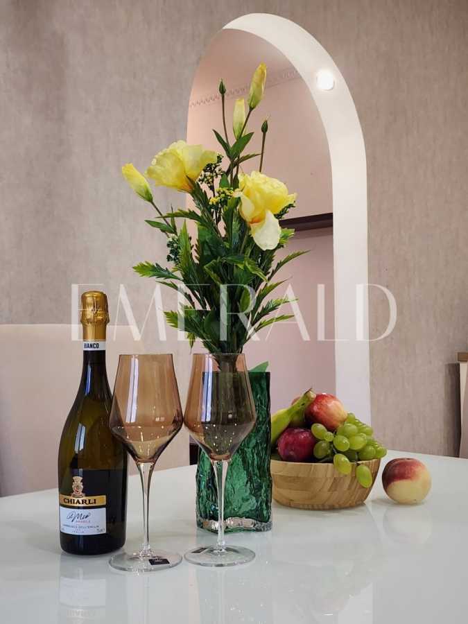Продаж 3-кімнатної квартири 90.8 м², Вишняківська вул., 13В