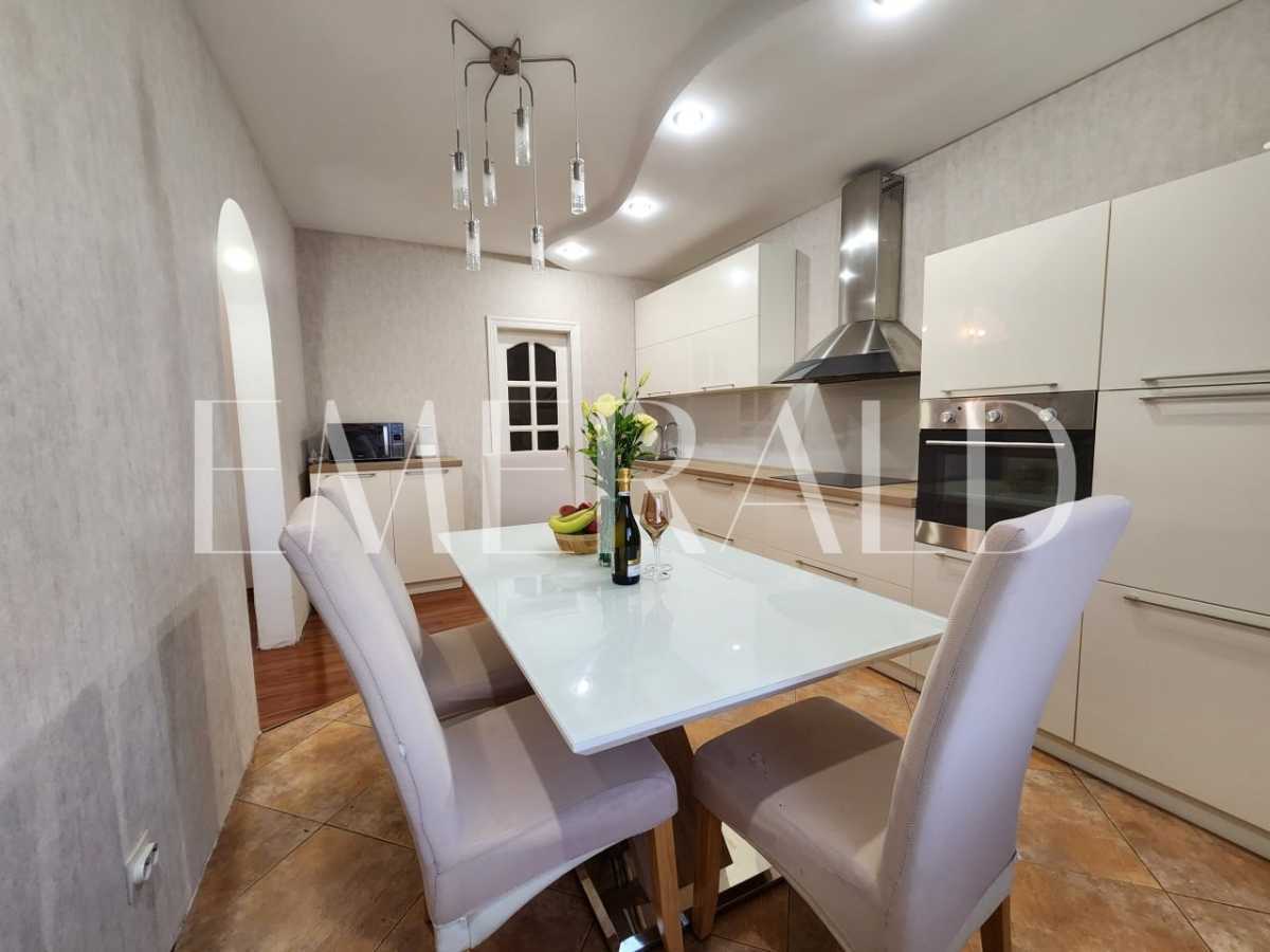 Продаж 3-кімнатної квартири 90.8 м², Вишняківська вул., 13В