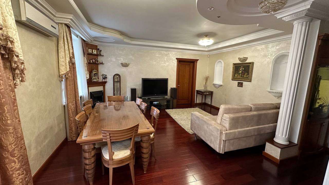 Аренда 4-комнатной квартиры 140 м², Большая Васильковская ул., 71