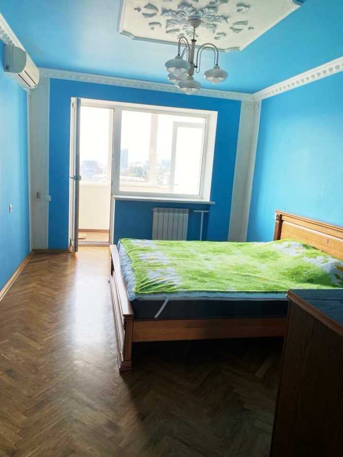 Аренда 3-комнатной квартиры 90 м², Мичурина ул., 4