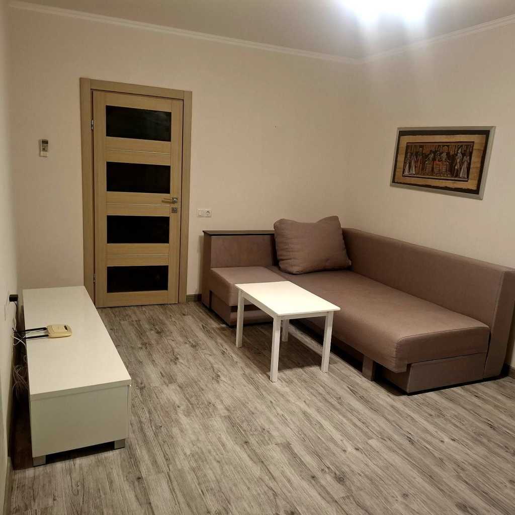 Аренда 1-комнатной квартиры 48 м², Науки просп.