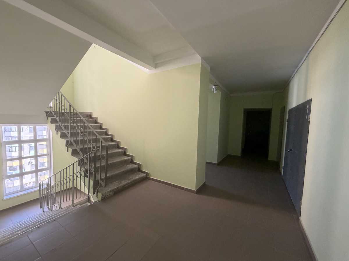 Продаж 1-кімнатної квартири 50.5 м², Віктора Йовы вул., 1