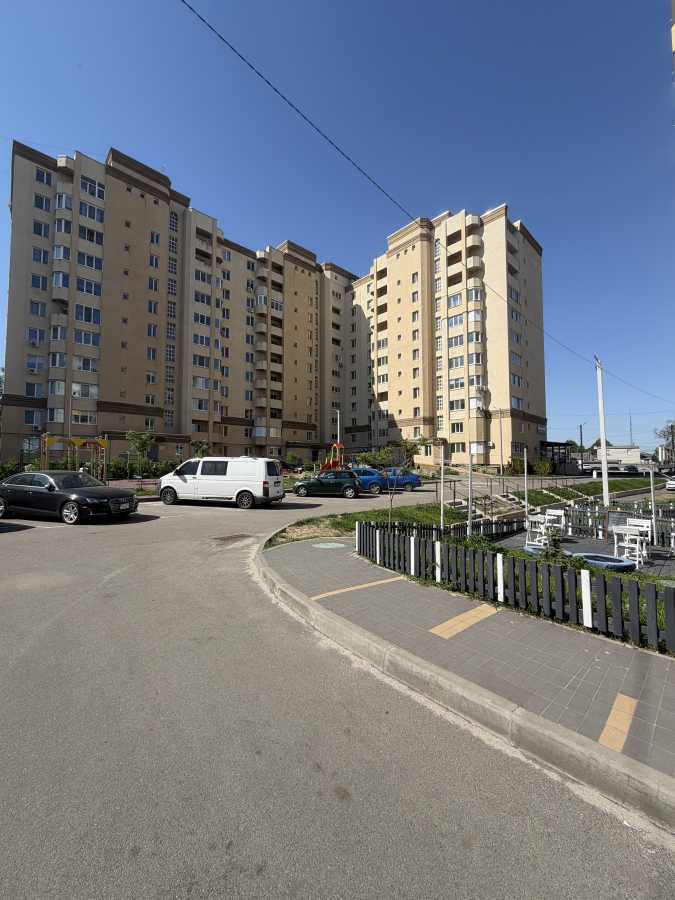 Продаж 1-кімнатної квартири 50.5 м², Віктора Йовы вул., 1