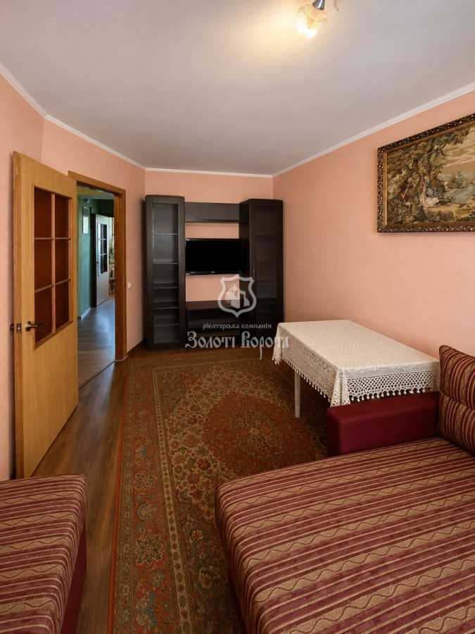 Продаж 2-кімнатної квартири 42 м², Вокзальна вул., 21