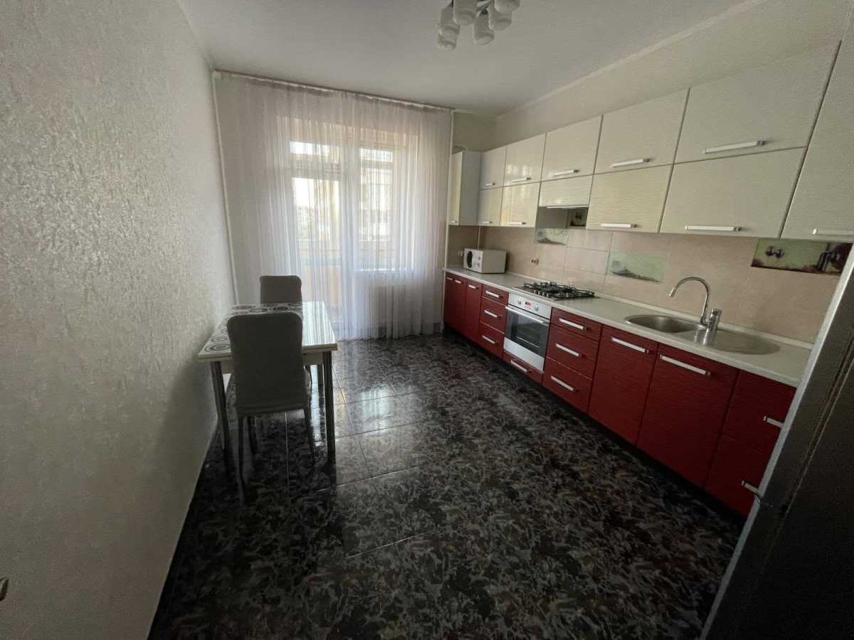 Аренда 1-комнатной квартиры 50 м², Леонида Перфецкого ул., 2