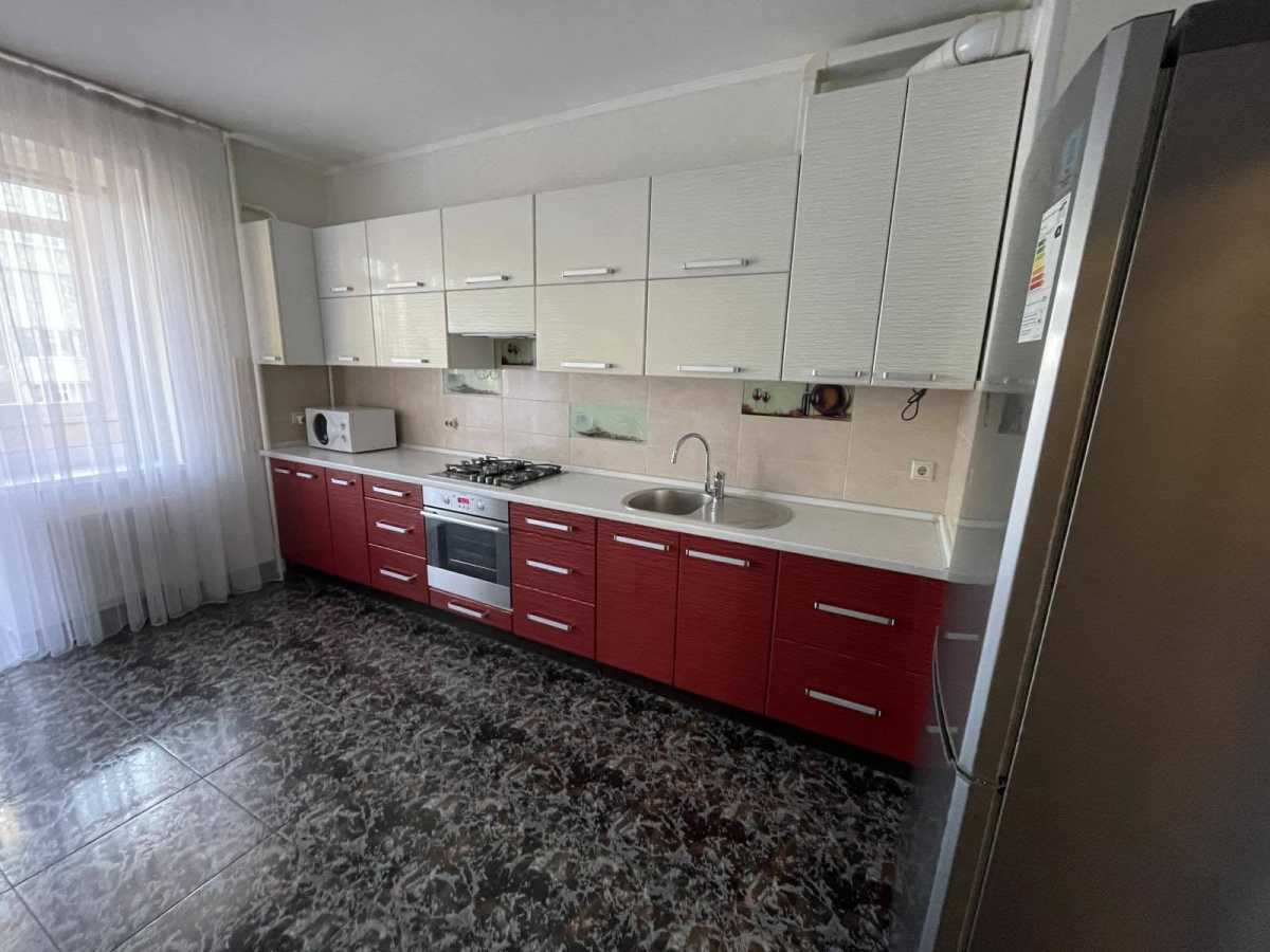 Аренда 1-комнатной квартиры 50 м², Леонида Перфецкого ул., 2