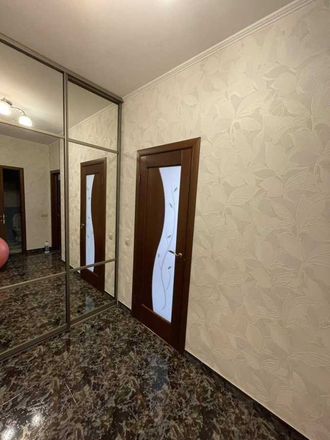 Аренда 1-комнатной квартиры 50 м², Леонида Перфецкого ул., 2