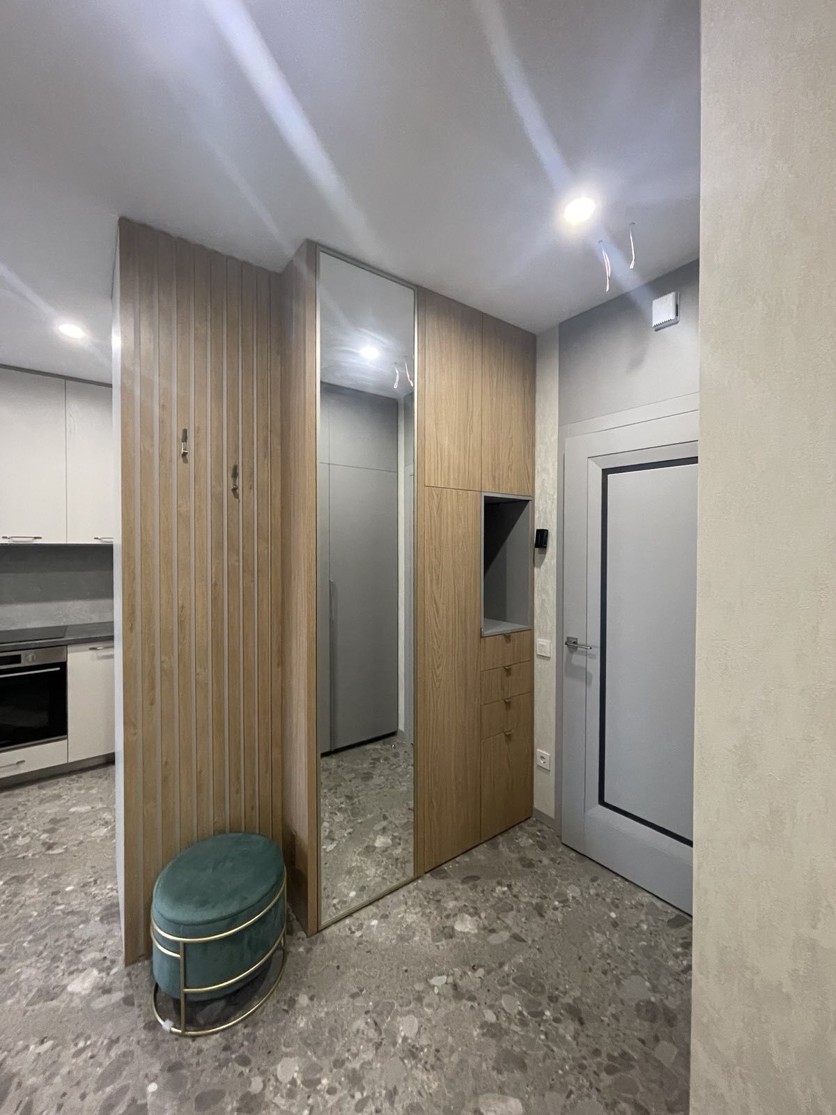 Аренда 2-комнатной квартиры 70 м², Александра Олеся ул., 7