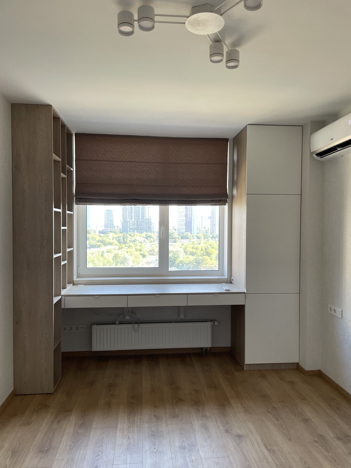 Аренда 2-комнатной квартиры 70 м², Александра Олеся ул., 7