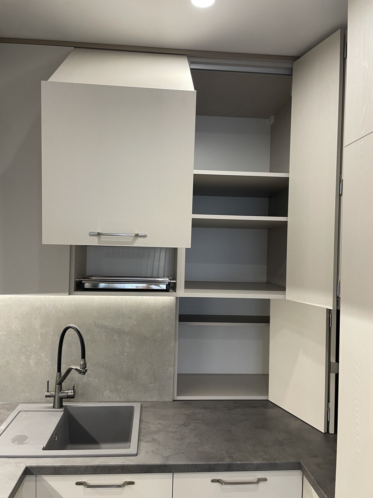 Аренда 2-комнатной квартиры 70 м², Александра Олеся ул., 7