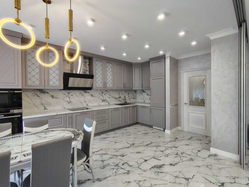 Оренда 2-кімнатної квартири 69 м², Академіка Глушкова просп.