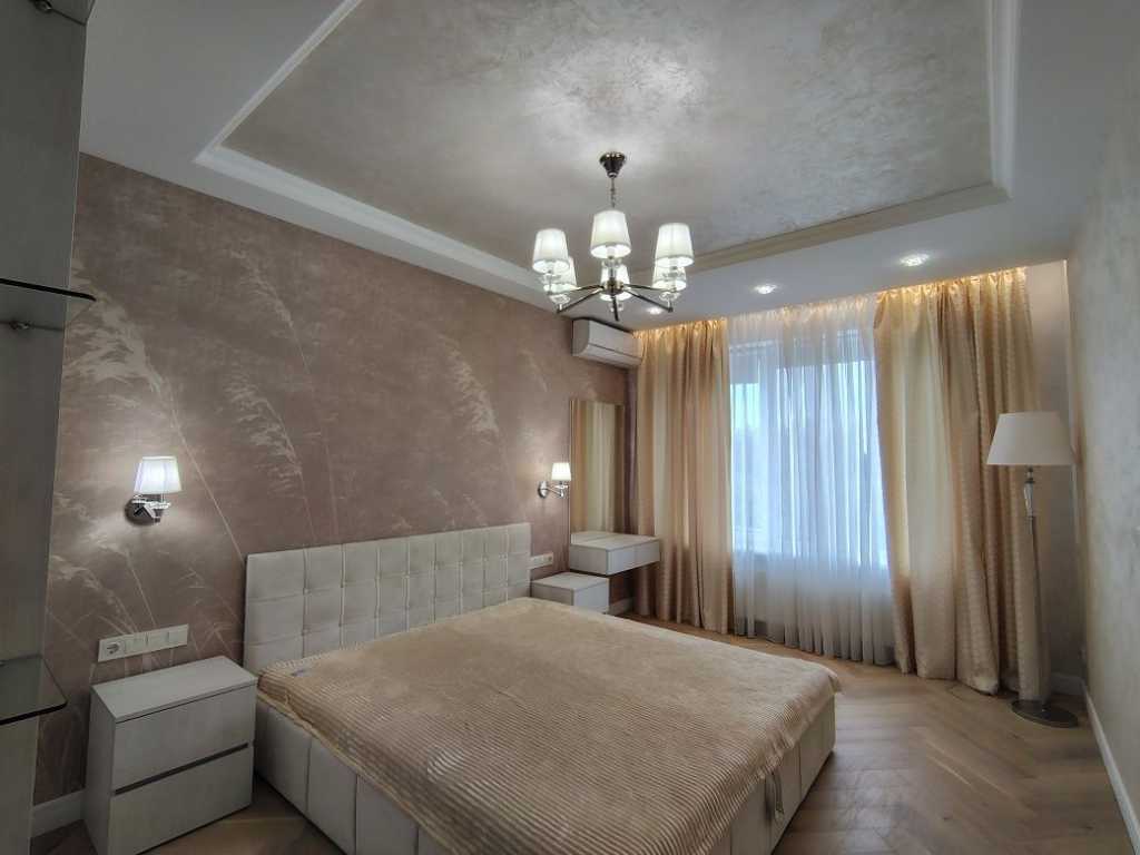 Оренда 2-кімнатної квартири 69 м², Академіка Глушкова просп.