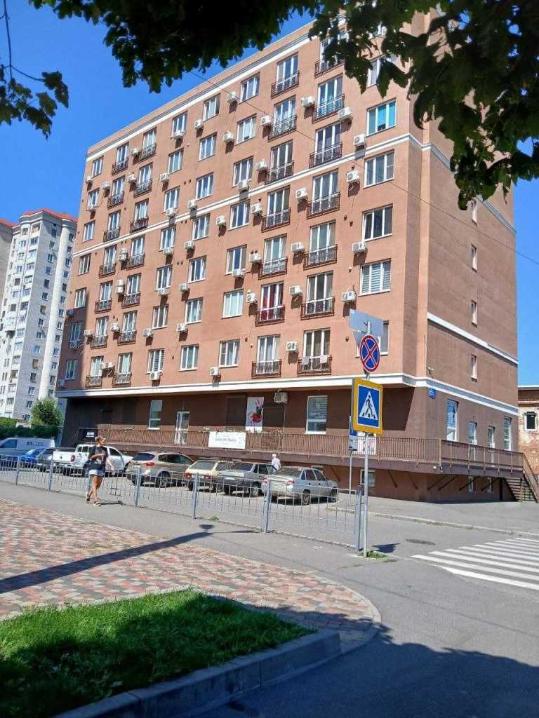 Продажа 1-комнатной квартиры 24 м², Зброярська, 7