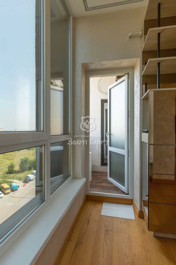 Продажа 4-комнатной квартиры 139 м², Героев Небесной Сотни просп., 18/1