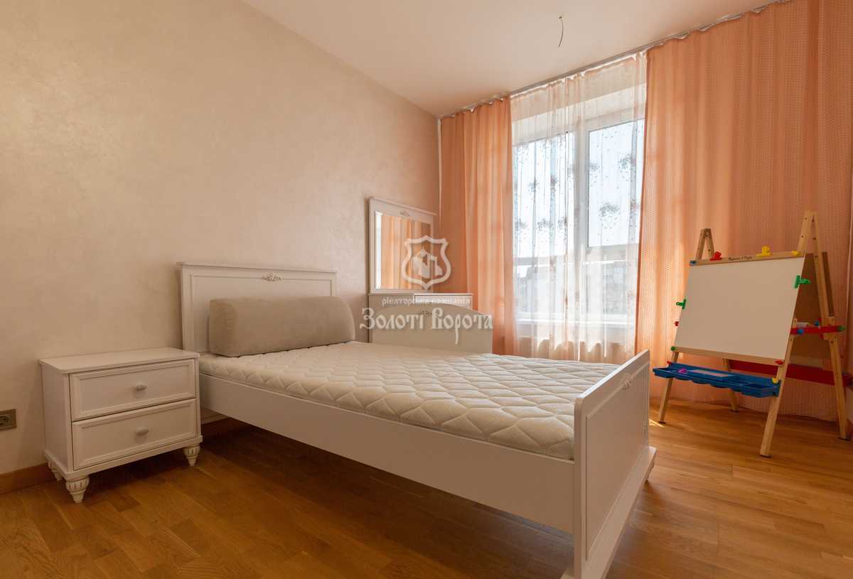 Продажа 4-комнатной квартиры 139 м², Героев Небесной Сотни просп., 18/1