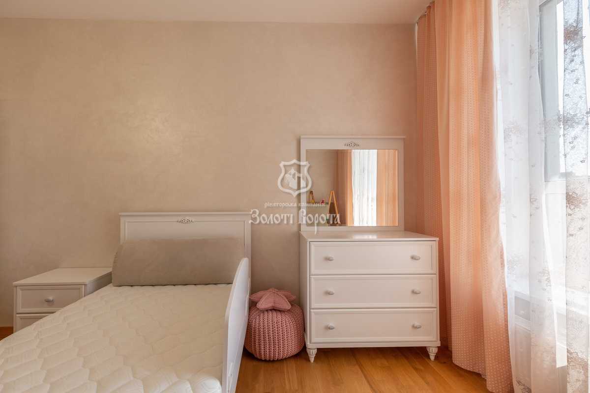 Продажа 4-комнатной квартиры 139 м², Героев Небесной Сотни просп., 18/1