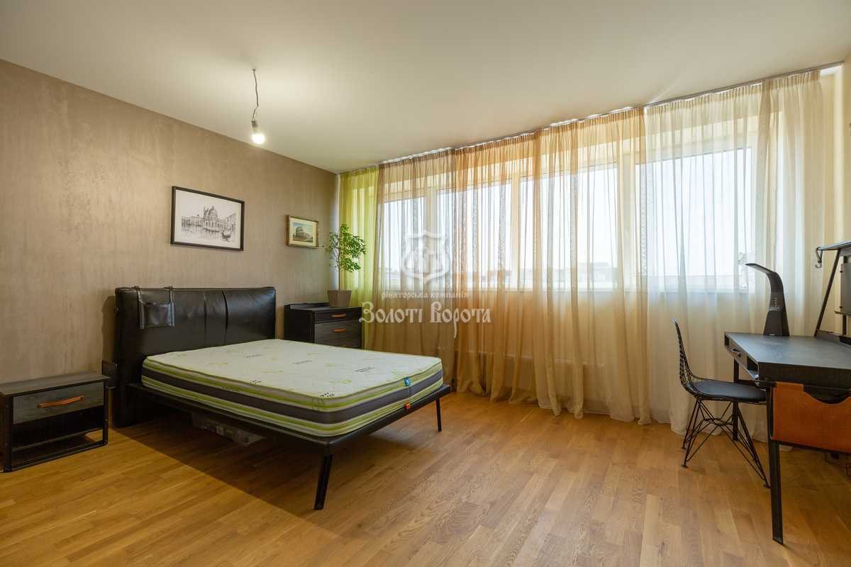 Продажа 4-комнатной квартиры 139 м², Героев Небесной Сотни просп., 18/1