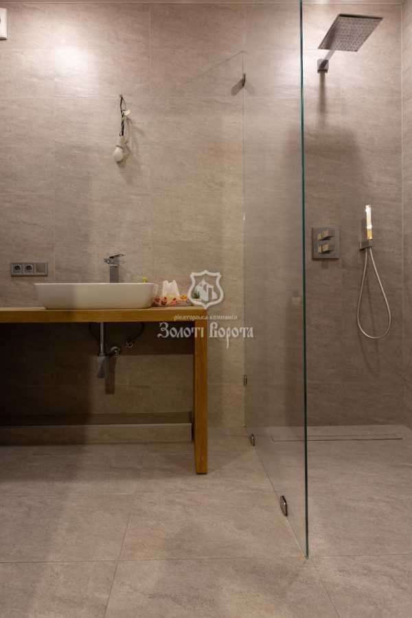 Продажа 4-комнатной квартиры 139 м², Героев Небесной Сотни просп., 18/1