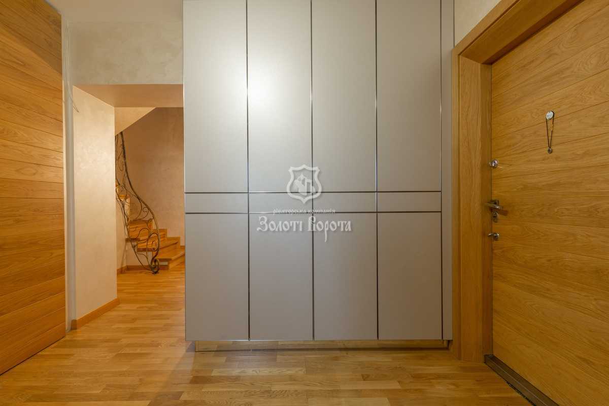Продажа 4-комнатной квартиры 139 м², Героев Небесной Сотни просп., 18/1