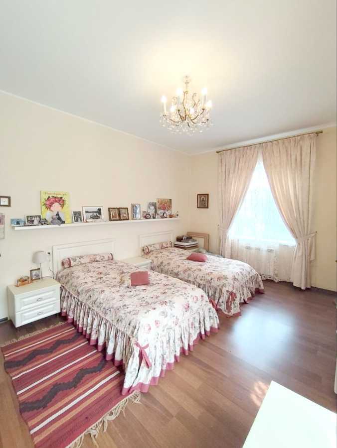 Продажа коттеджа 185 м², Врожайна
