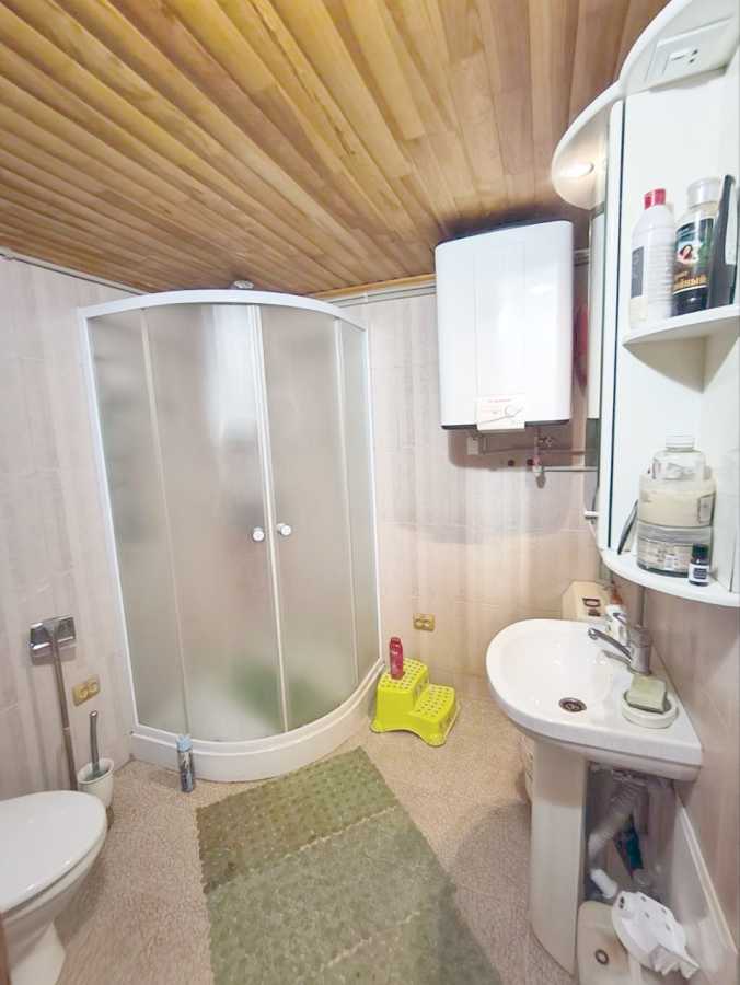 Продажа коттеджа 185 м², Врожайна