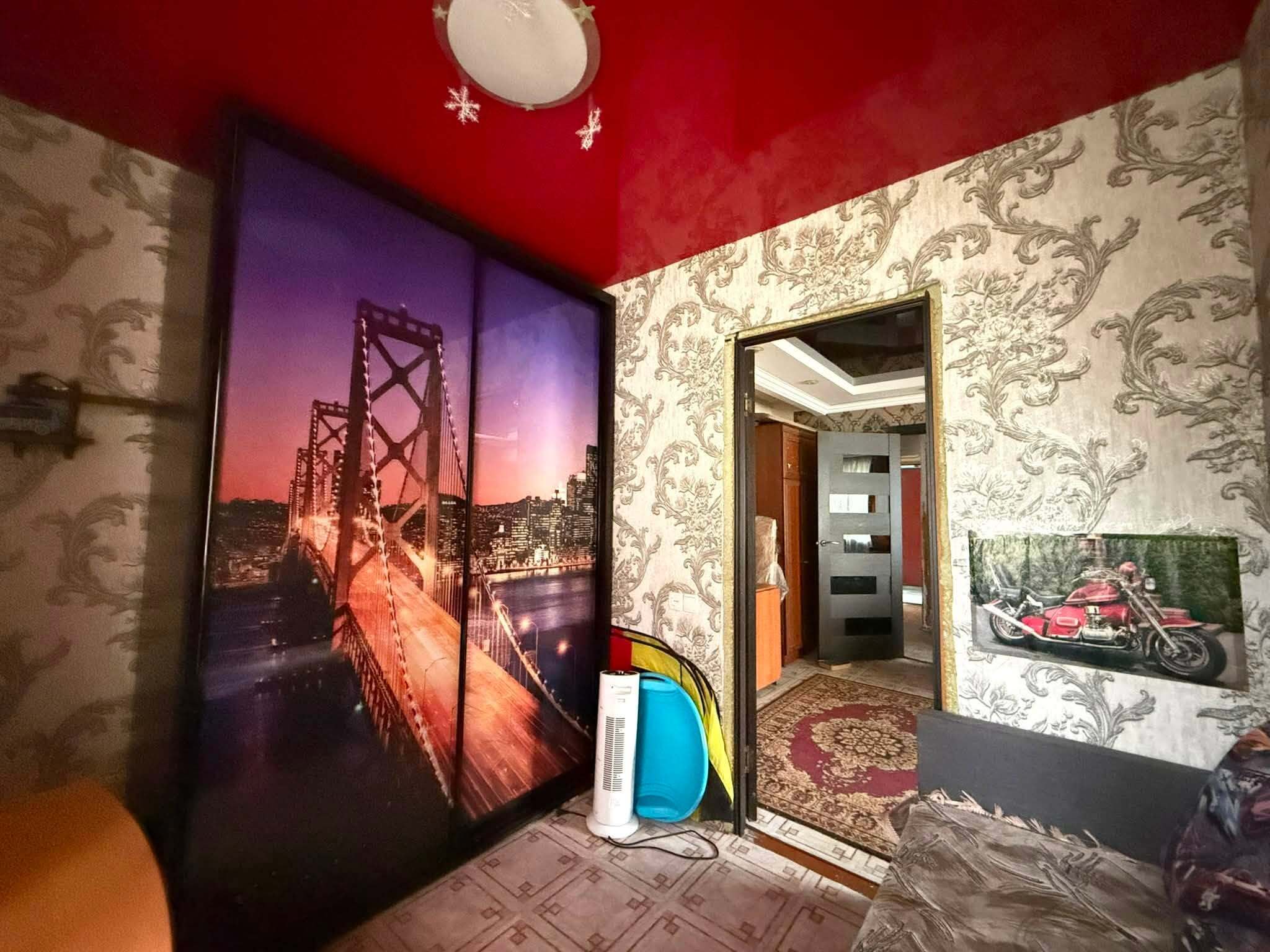 Продажа 3-комнатной квартиры 47 м², Даниила Галицкого ул., 26
