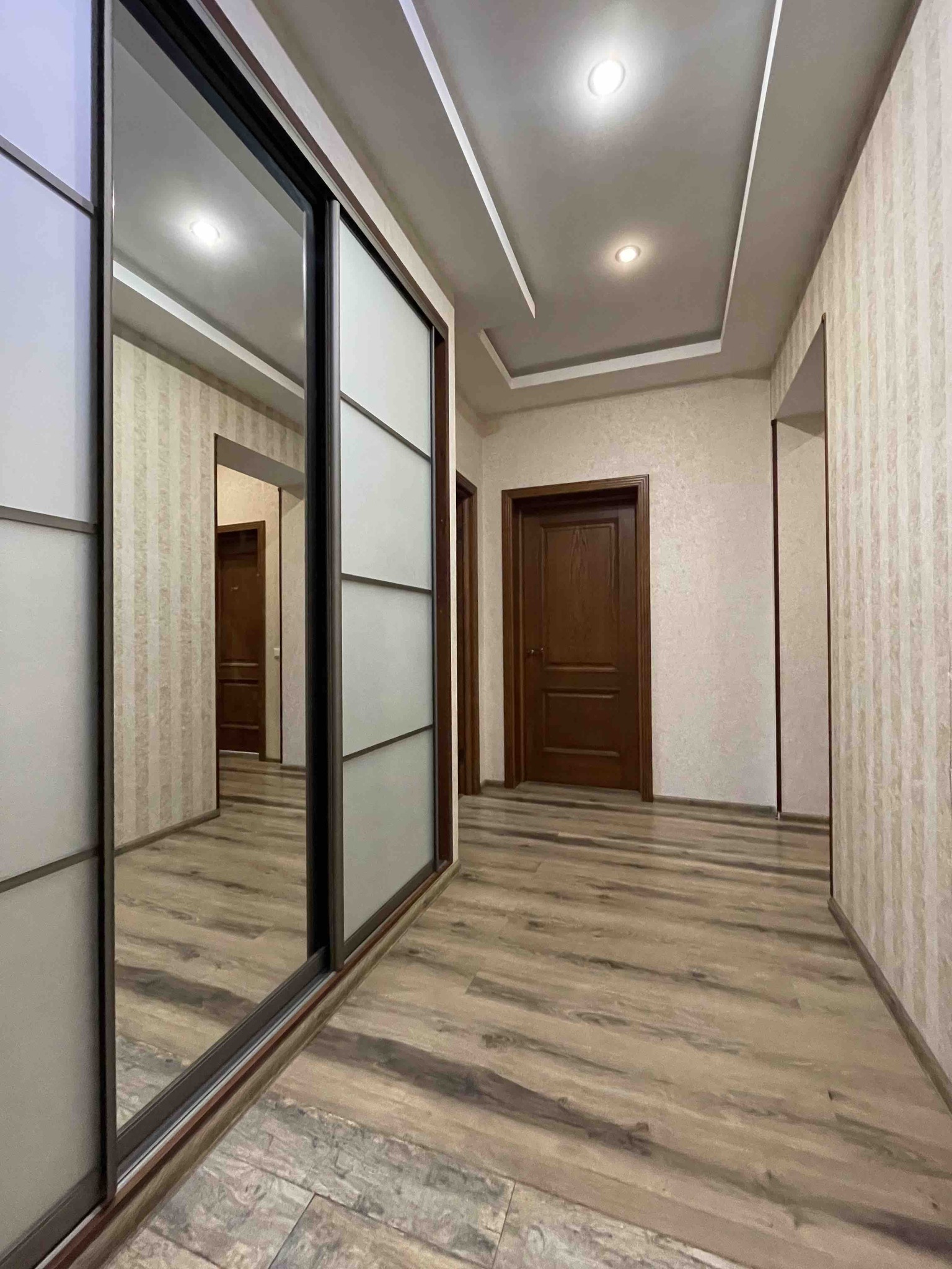 Продажа 3-комнатной квартиры 75 м², Радистов ул., вул.12