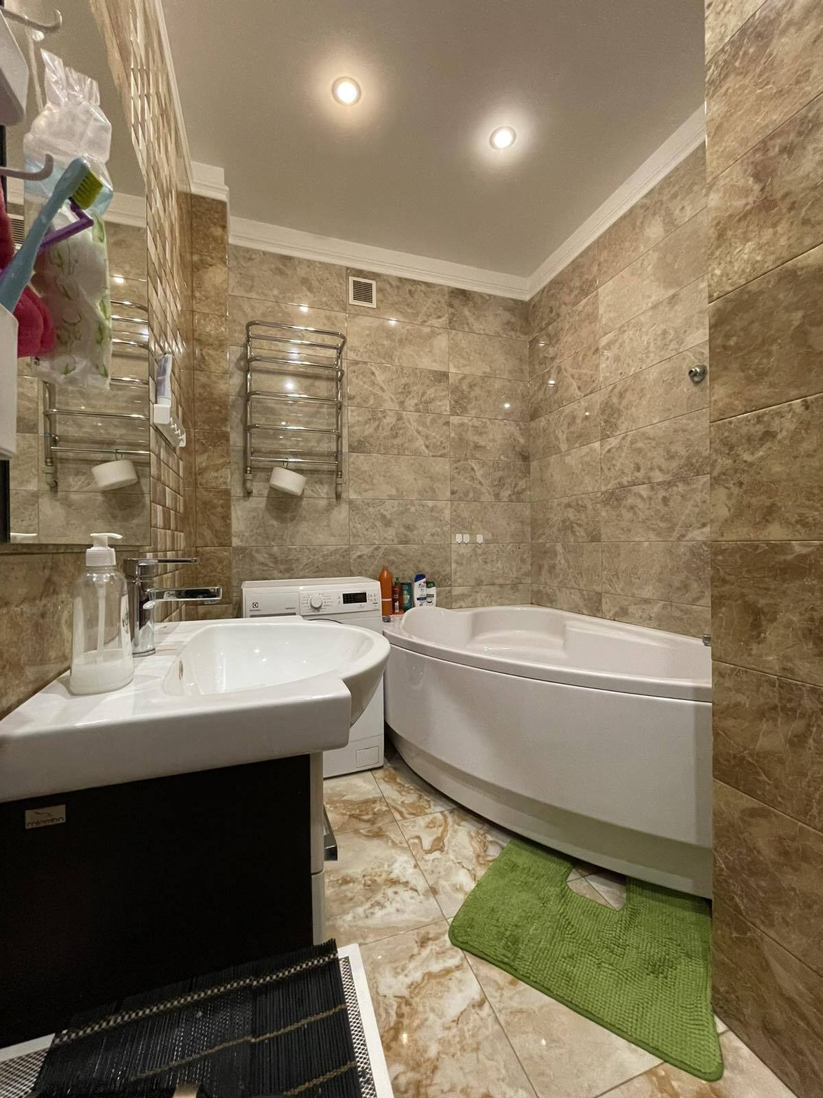 Продажа 3-комнатной квартиры 75 м², Радистов ул., вул.12