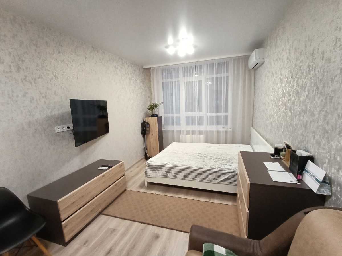 Оренда 1-кімнатної квартири 42 м², Миколи Гулака вул., 4