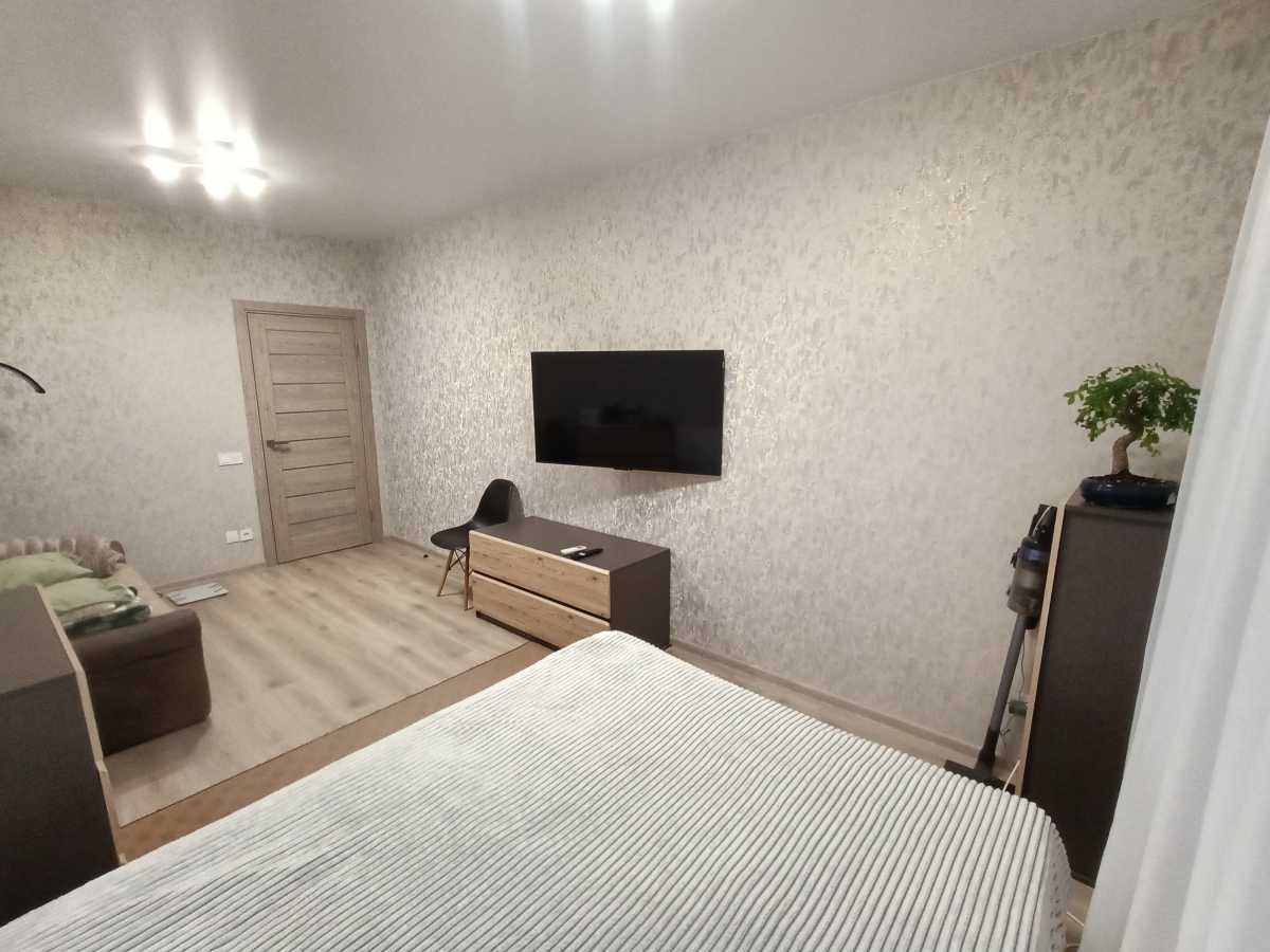 Оренда 1-кімнатної квартири 42 м², Миколи Гулака вул., 4
