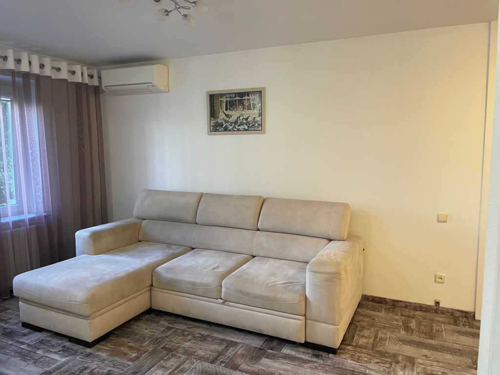 Продажа 3-комнатной квартиры 64 м², Набережная Победы ул., 98