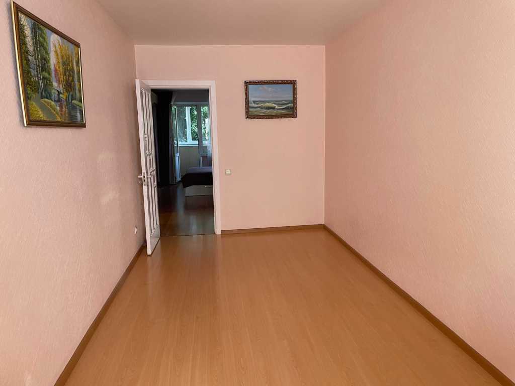 Продажа 3-комнатной квартиры 64 м², Набережная Победы ул., 98