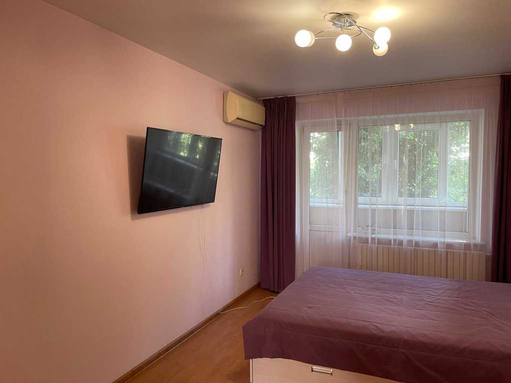 Продажа 3-комнатной квартиры 64 м², Набережная Победы ул., 98