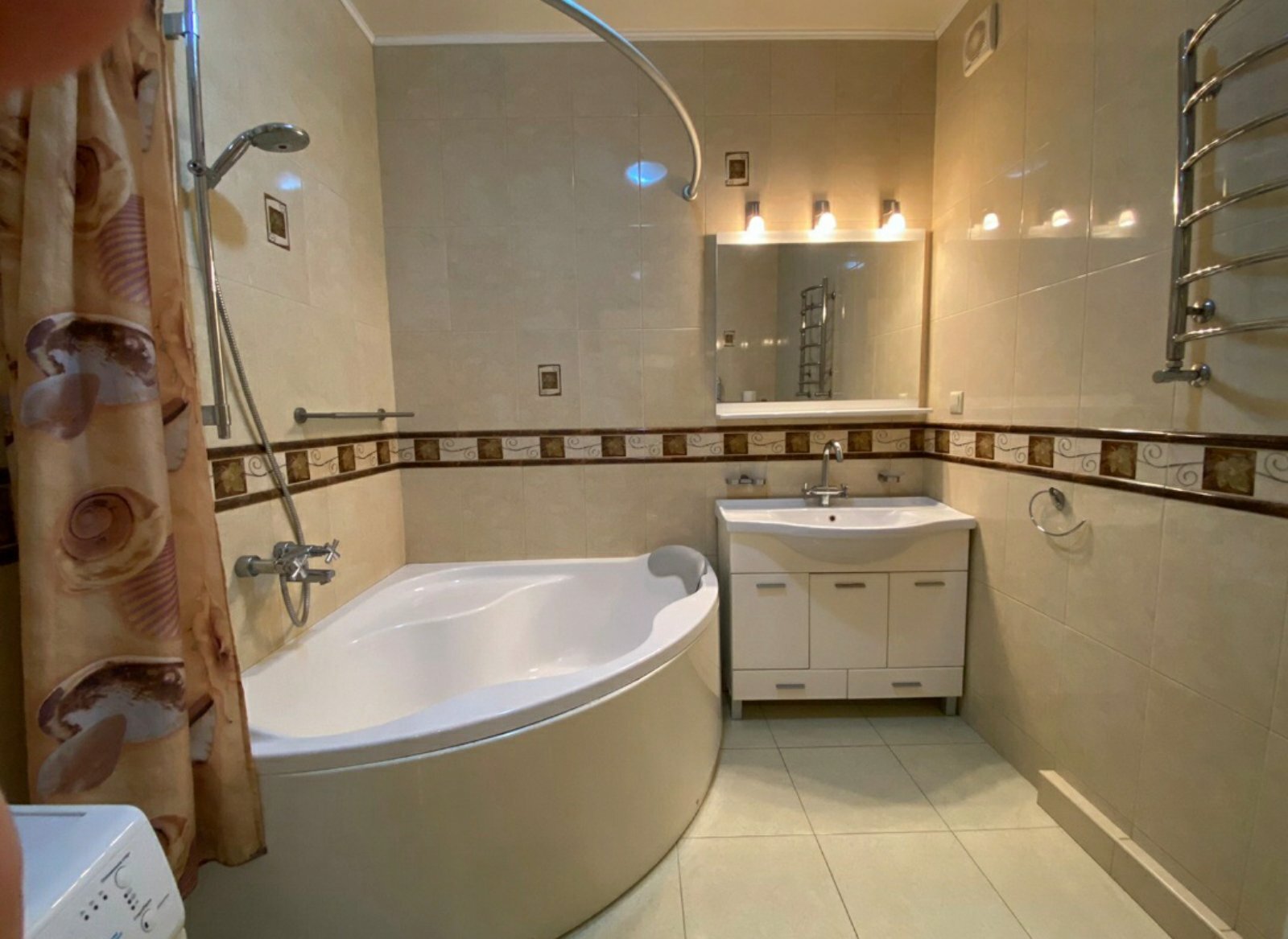 Аренда 2-комнатной квартиры 75 м², Космическая ул., 9а