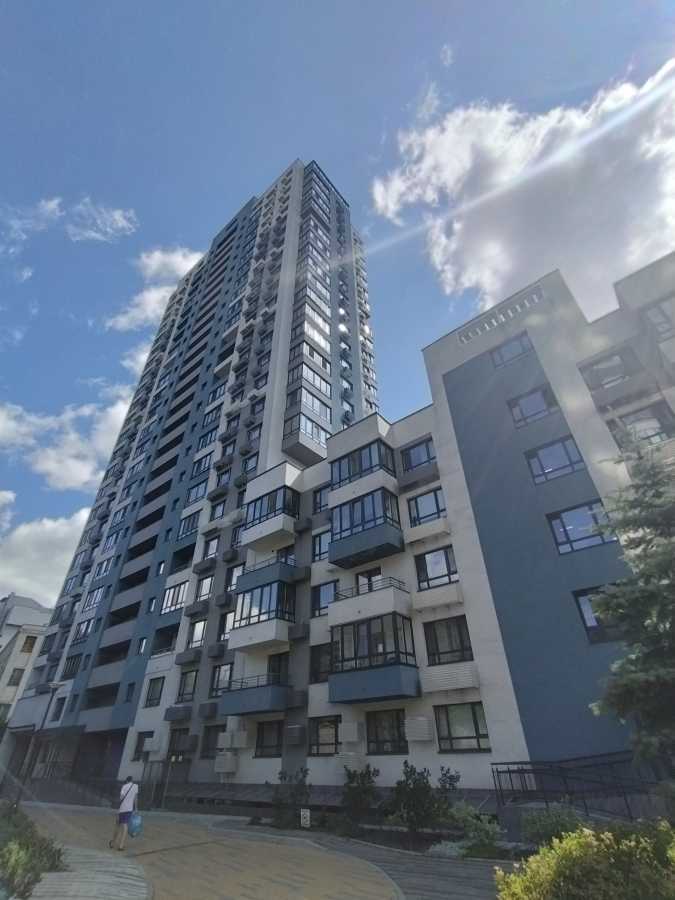 Продаж 2-кімнатної квартири 50 м², Шолуденка вул., 1А