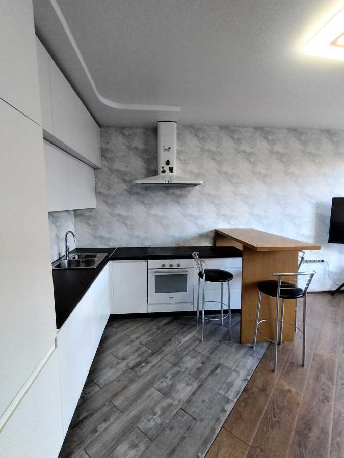 Продаж 2-кімнатної квартири 50 м², Шолуденка вул., 1А